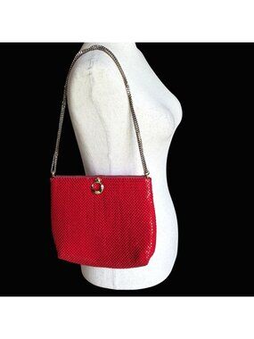Whiting & Davis Red Metal Mesh Shoulder Bag Gold Chain Kiss Lock Vtg 1920s Purse